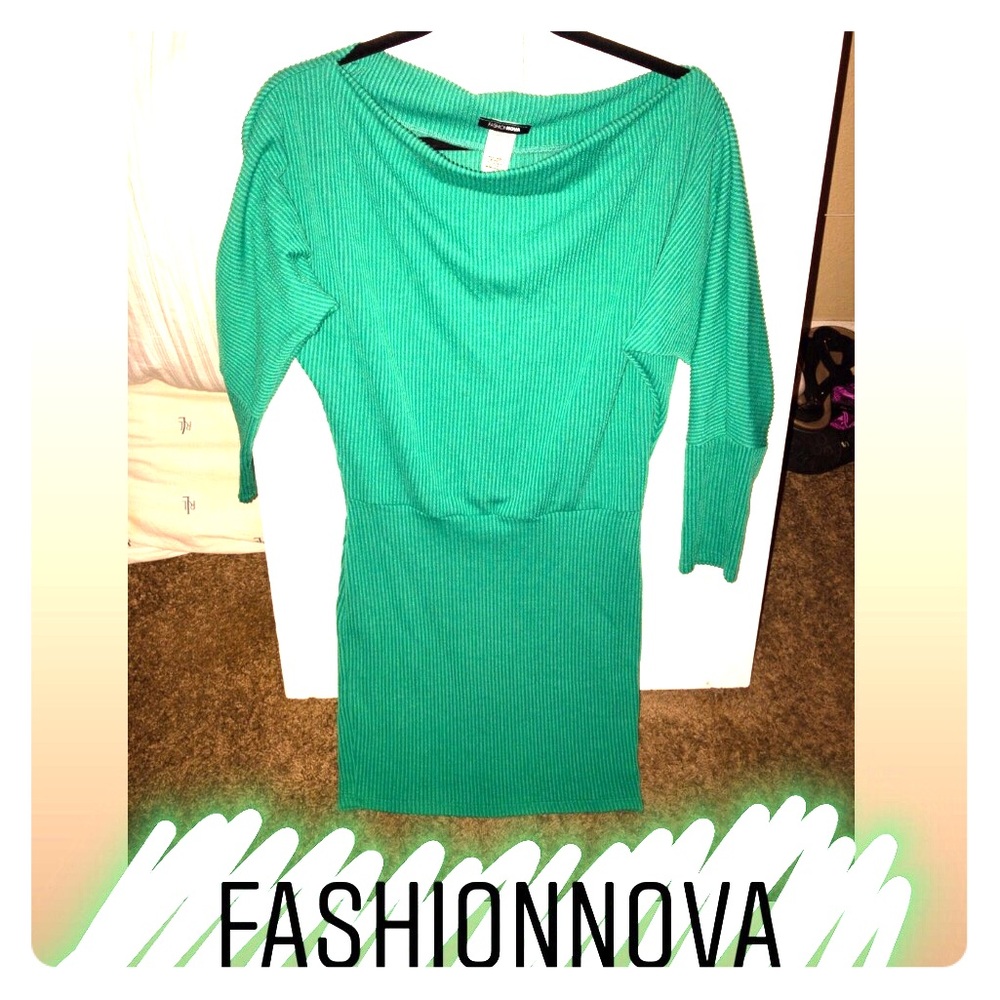 🌟3/$20🌟SALE ONLY ON MARKED ITEM FASHIONNOVA Ribbed Sweater dress